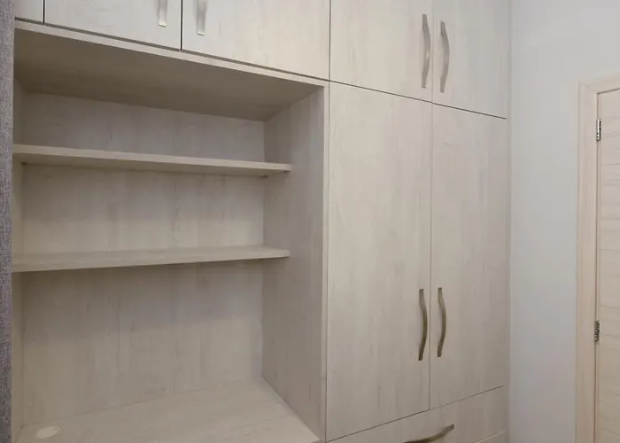 Cyclamen Hermoupolis